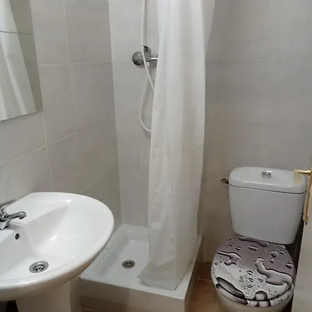 Guest house Single For One Person Only Central Location *