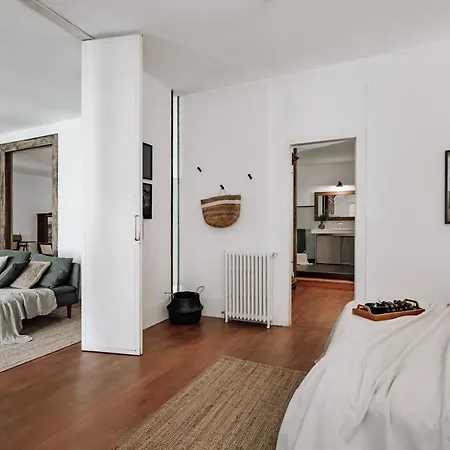 Zuheros - 2 Bedrooms In Eixample Dreta Apartment