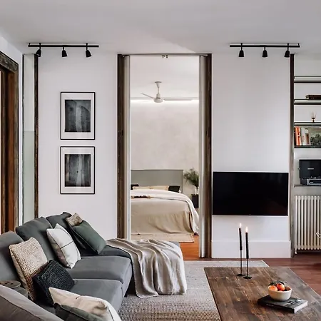 Zuheros - 2 Bedrooms In Eixample Dreta Apartment *