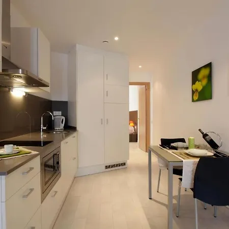 Apartamento Fisa Les Corts *