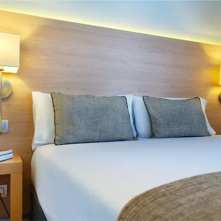 Otel Arc La Rambla 3*
