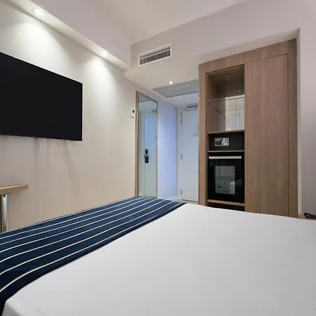 Hotel Catalonia Roma 3*
