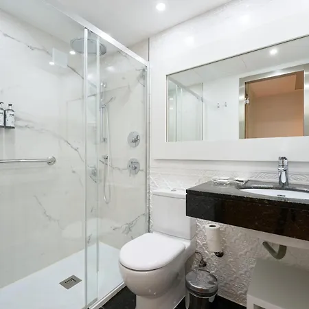 Hotel Catalonia Roma Barcelona