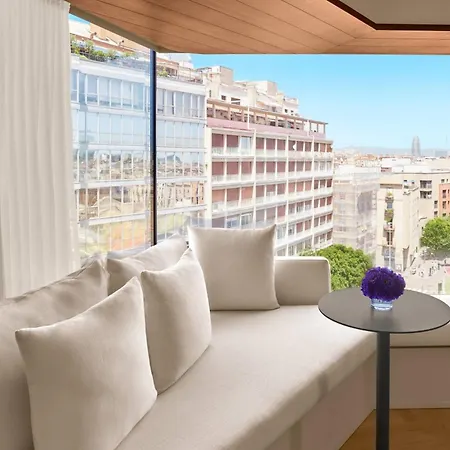 The Edition Hotel 5*