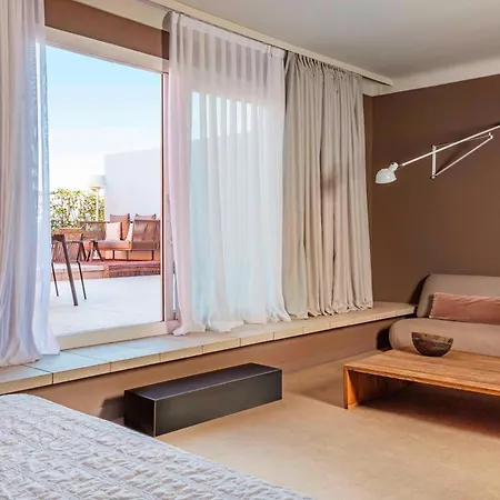 Отель Le Meridien Барселона