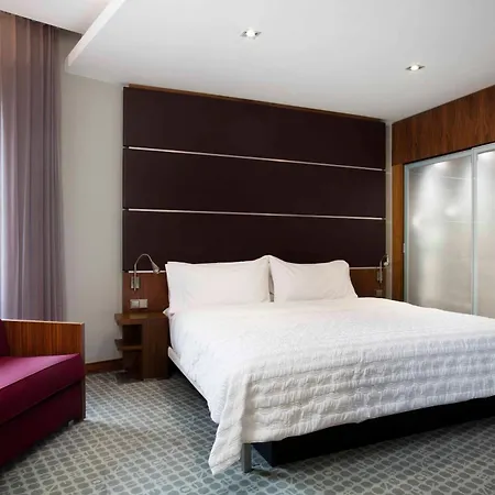 Le Meridien Отель Барселона