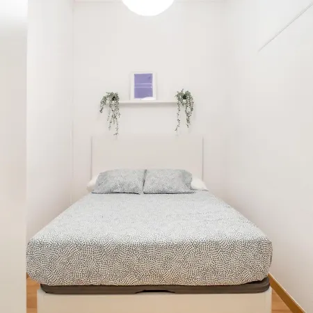Hostel Rosello Private *