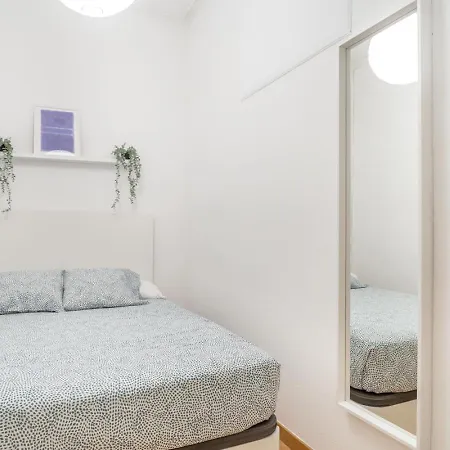 Rosello Private Hostel *