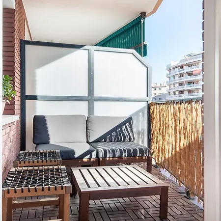 Comfortable For Groups Next To Sagrada Familia Barcelona