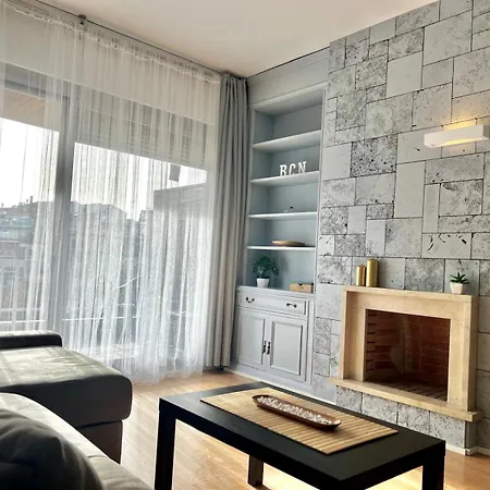Family-Friendly Home In Central Barcelona 4Bdr
