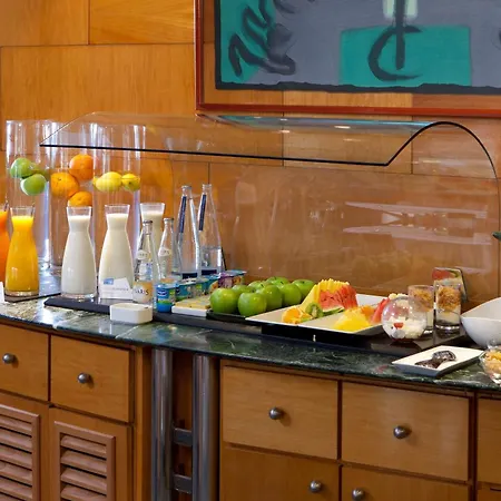 Nh Entenza Hotel