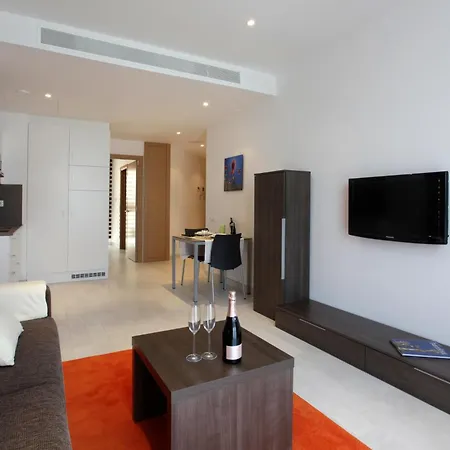 Fisa Les Corts Apartamento *