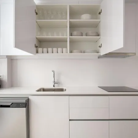 Galvany 3br W Doorman Private Terrace Bcn-117 Daire *