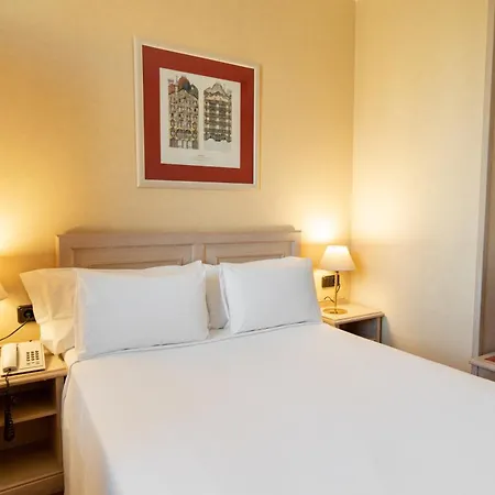 Sunotel Junior Hotel 2*