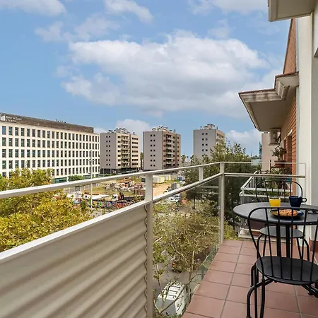 Ola Living Poblenou Apartment