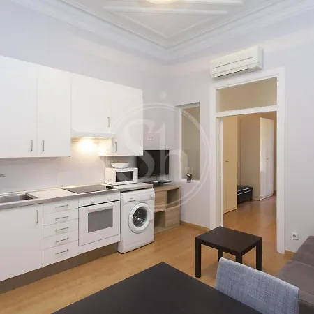Gran Via Apartment