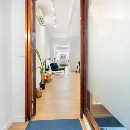 Apartment Charming In The Heart Of Gracia Barcelona