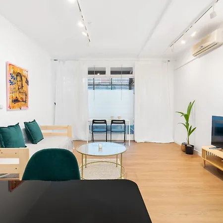 Apartment Charming In The Heart Of Gracia Barcelona