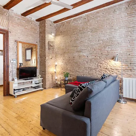 Stylish 2-bedroom In El Born Apartment
