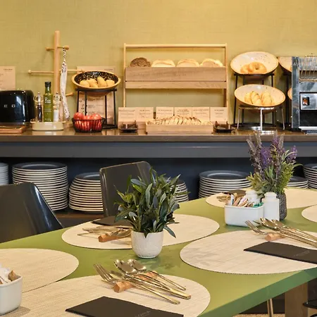Catalonia Park Putxet Hotel 4*