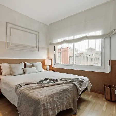 Sabate - 3 Bedrooms And Office In Sant Gervasi Apartment