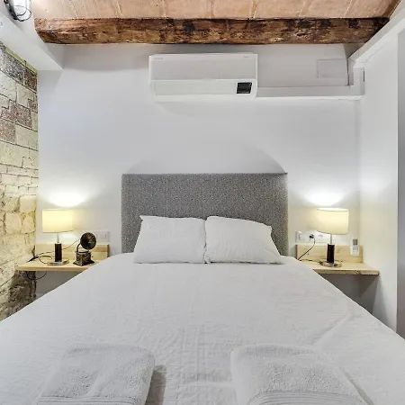Apartment Concordia - Beautiful Flat, Spacious, 4 , 2 Bath Barcelona