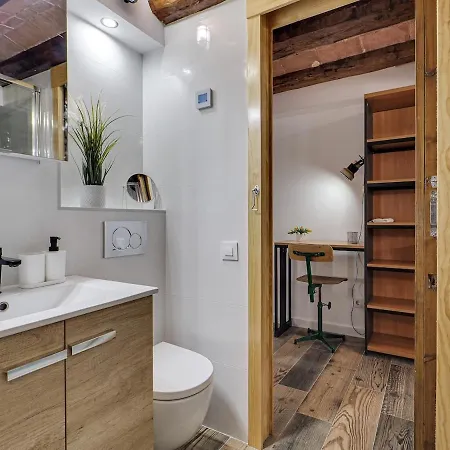 Apartment Concordia - Beautiful Flat, Spacious, 4 , 2 Bath