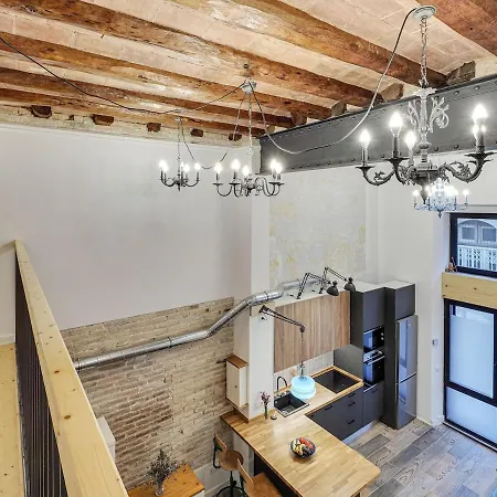 Concordia - Beautiful Flat, Spacious, 4 , 2 Bath * Barcelona