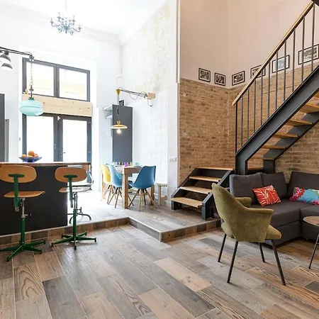 Apartment Concordia - Beautiful Flat, Spacious, 4 , 2 Bath