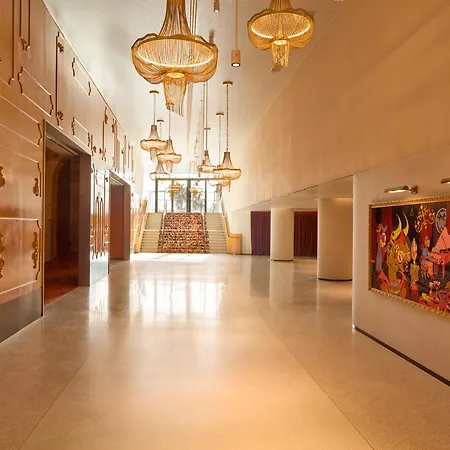 Sls Barcelona 5* Бадалона