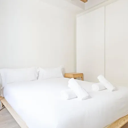 Winahost La Barceloneta Appartement *