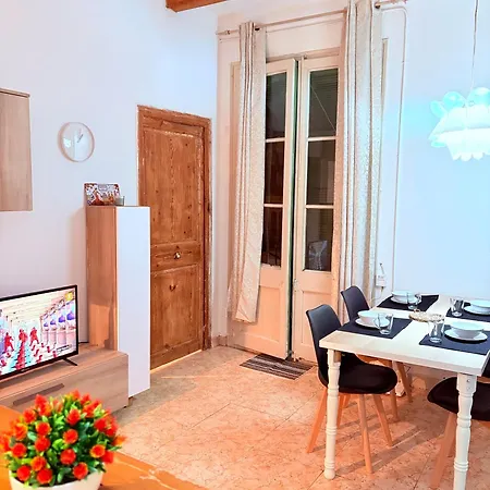 Apartment Amazing And Stylish Flat For 4 People With Breakfast Included 2 Blocks Away From Poblenou *