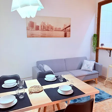 Amazing And Stylish Flat For 4 People With Breakfast Included 2 Blocks Away From Poblenou * Barcelona