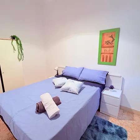 Amazing And Stylish Flat For 4 People With Breakfast Included 2 Blocks Away From Poblenou Apartment