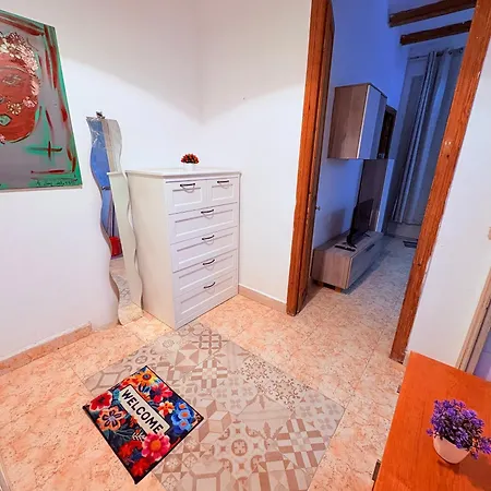 Apartment Amazing And Stylish Flat For 4 People With Breakfast Included 2 Blocks Away From Poblenou Barcelona