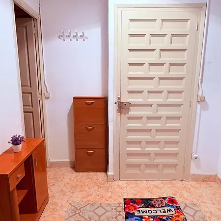 Amazing And Stylish Flat For 4 People With Breakfast Included 2 Blocks Away From Poblenou * Barcelona