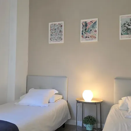 Opening Doors Gracia Apartment