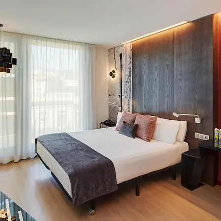 Отель Sercotel Rosellon Барселона