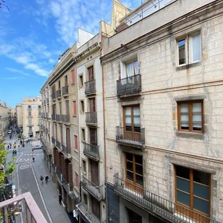 Appartamento Liceu By Gaiarooms