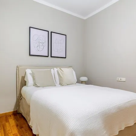 Apartment Blueground Galvany Doorman Ac Near Park Bcn-178