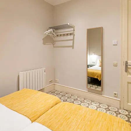 Weflating Sant Antoni Market Apartment Barcelona