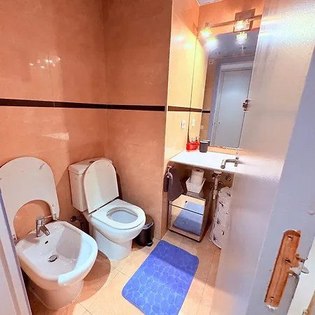 Apartment Stunning Flat For 5 People With Breakfast Included With Sagrada Familia Church View Barcelona
