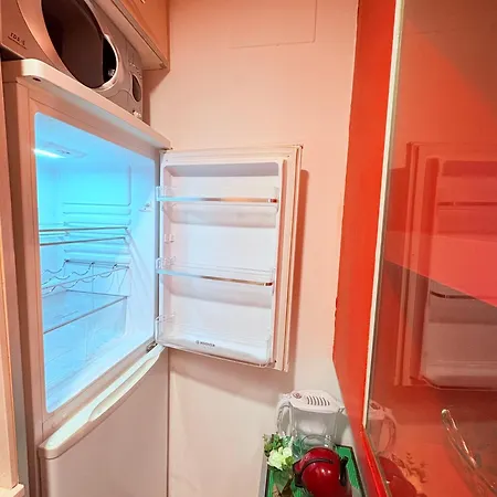 Apartment Stunning Flat For 5 People With Breakfast Included With Sagrada Familia Church View