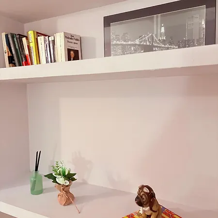 Stunning Flat For 5 People With Breakfast Included With Sagrada Familia Church View Apartment *