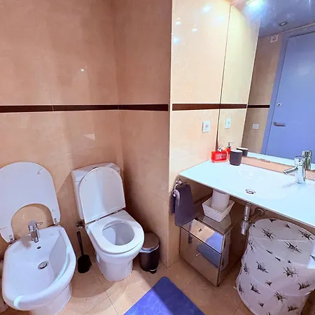Apartment Stunning Flat For 5 People With Breakfast Included With Sagrada Familia Church View
