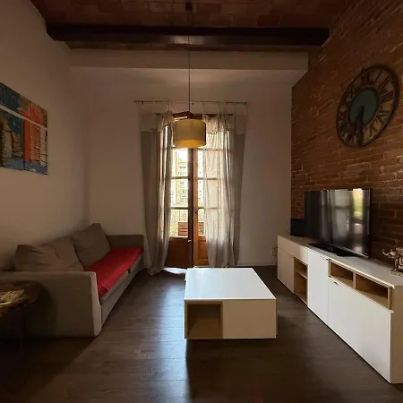 Centric 2 Bedroom Apartment Barcelona