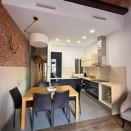 Centric 2 Bedroom Apartment