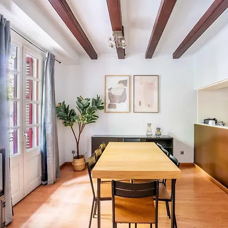 Lägenhet Pl Universitat Comfortable 3bd With Private Patio *