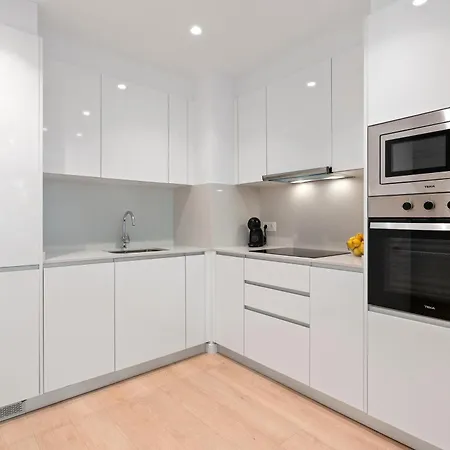 Daire Modern Oasis 1br With Rooftop Pools & Parking
