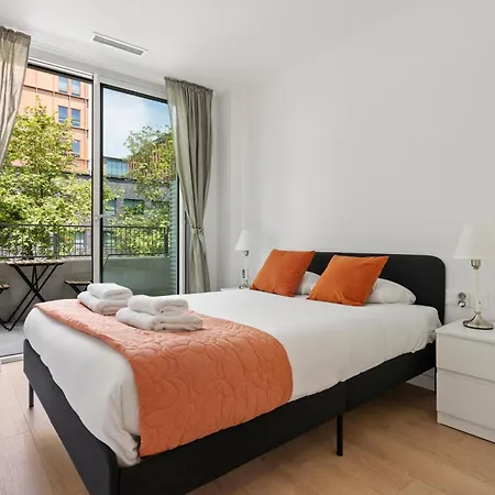 Modern Oasis 1br With Rooftop Pools & Parking * Barselona